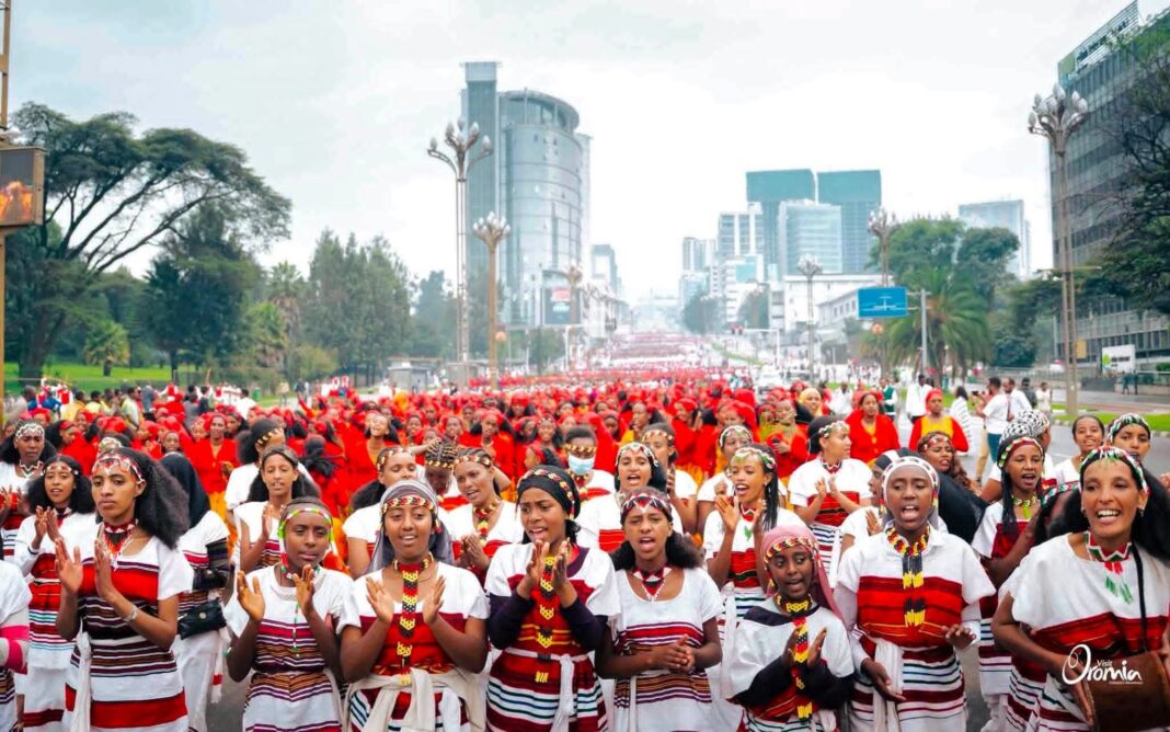 Tens of thousands turn up in Addis Ababa for annual Irreecha festival Tens of thousands turn up in Addis Ababa for annual Irreecha festival